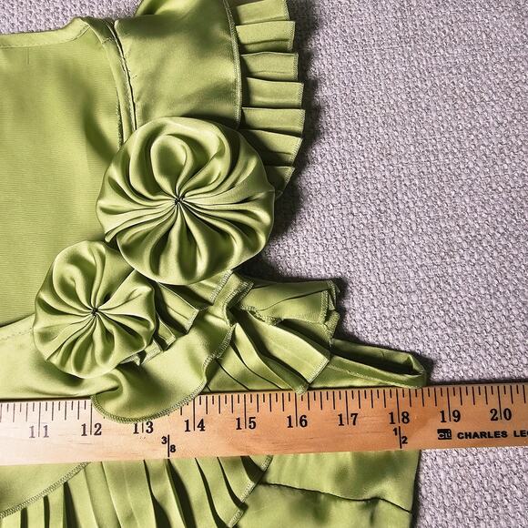 Allison Taylor Green Silky Top with Pleated Floral Statement Neckline Size Small - Picture 7 of 8